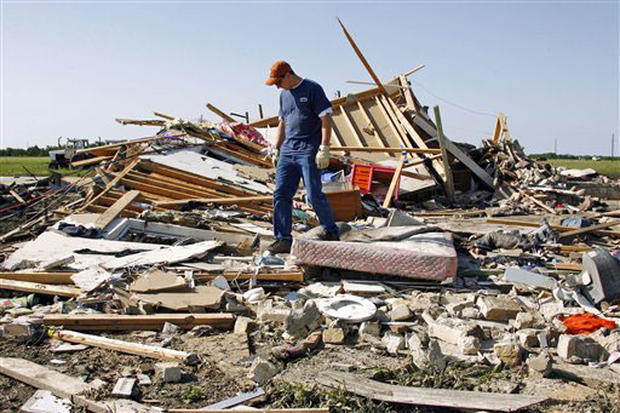 North Texas Tornadoes - Photo 5 - Pictures - CBS News