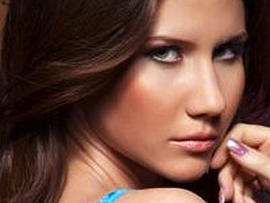 Anna Chapman (PICTURES): Russian Spy Joins Putin's Youth Group