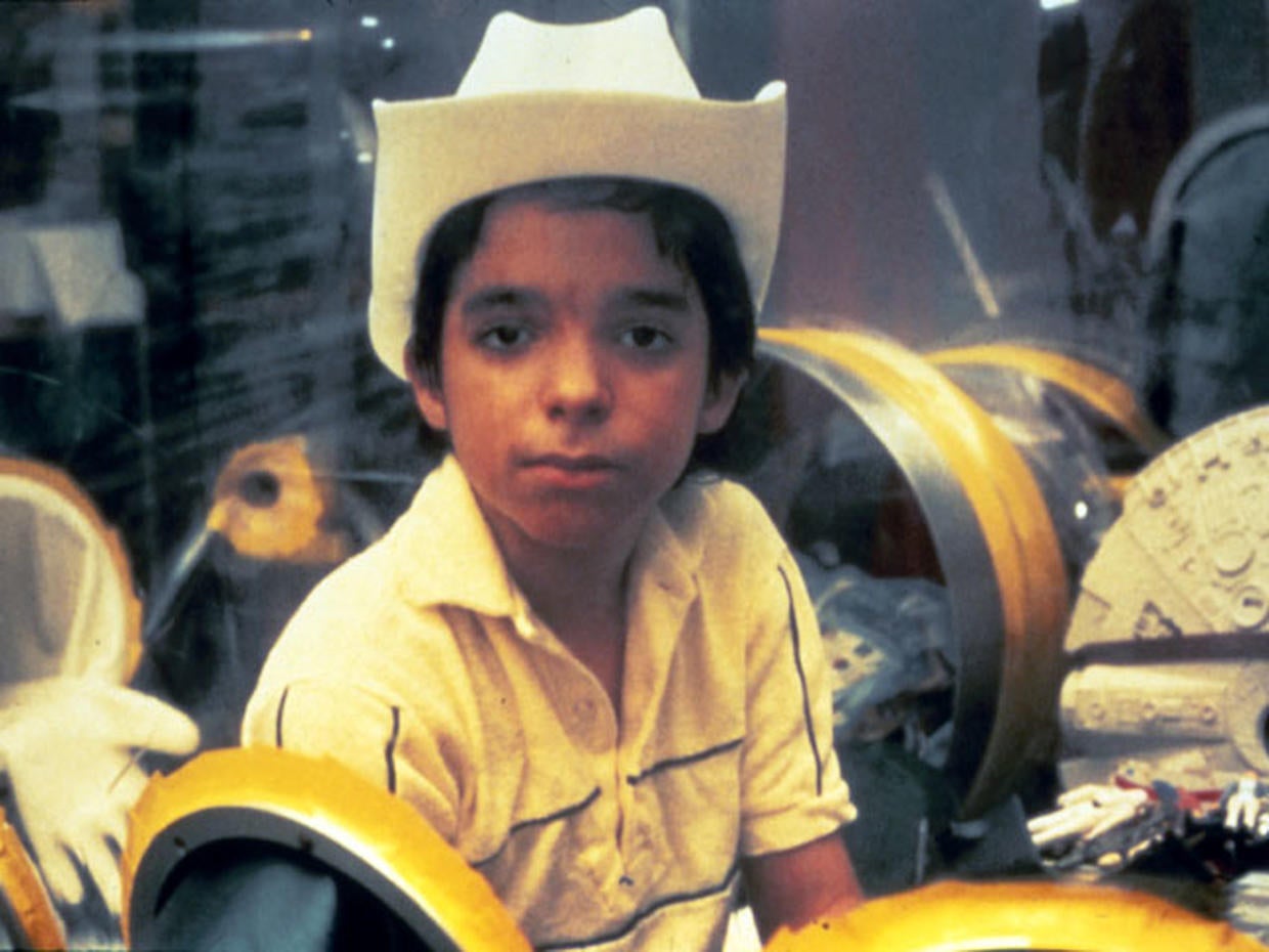 "Bubble Boy" 40 years later Look back at heartbreaking case Photo 10