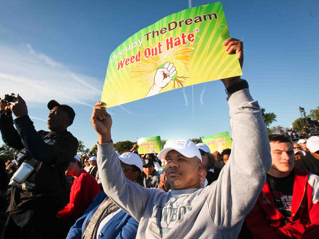 MLK, Jr. Memorial dedication - Photo 8 - Pictures - CBS News