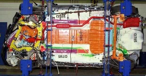 Feds open inquiry into Chevy Volt battery safety
