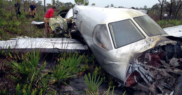 Family of 6 killed in plane crash in Fla. swamp CBS News