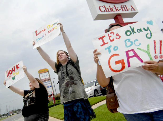 Activists Protest Chick Fil A With Kisses Cbs News