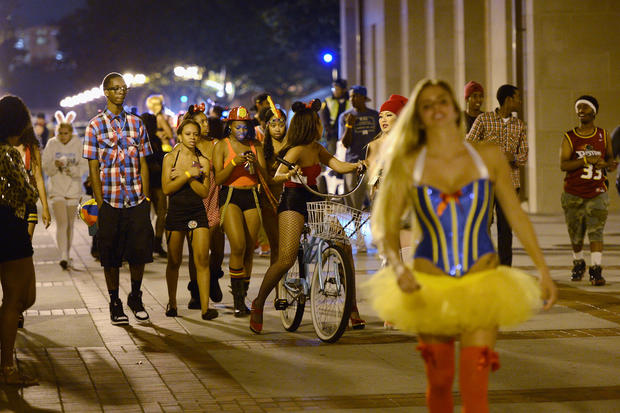 Shooting At Usc Halloween Party Photo Pictures Cbs News