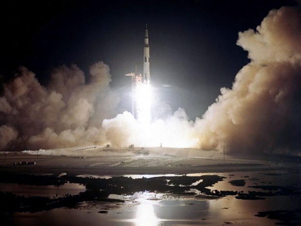 Apollo 17 lights the night: NASA's last lunar landing mission lifted off at 12:33 a.m. EST on Dec. 7, 1972, 40 years ago.