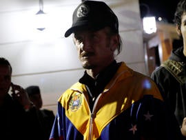 Actor Sean Penn participates in a vigil for Venezuelan President Hugo Chavez in La Paz, Bolivia, Dec. 10, 2012.
