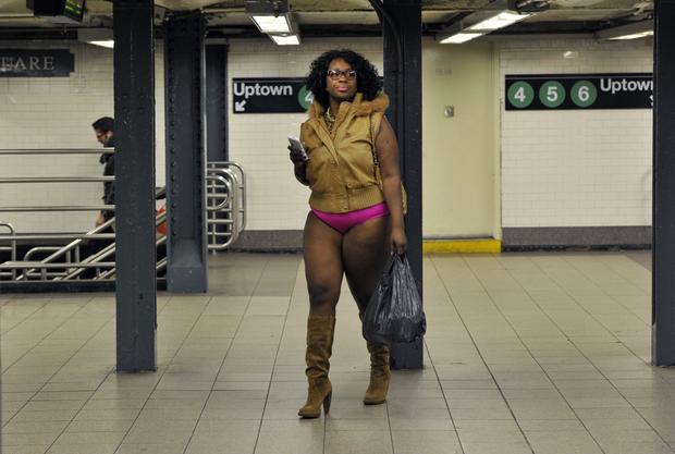 Riders Strip On Nyc Subways Photo 1 Pictures Cbs News