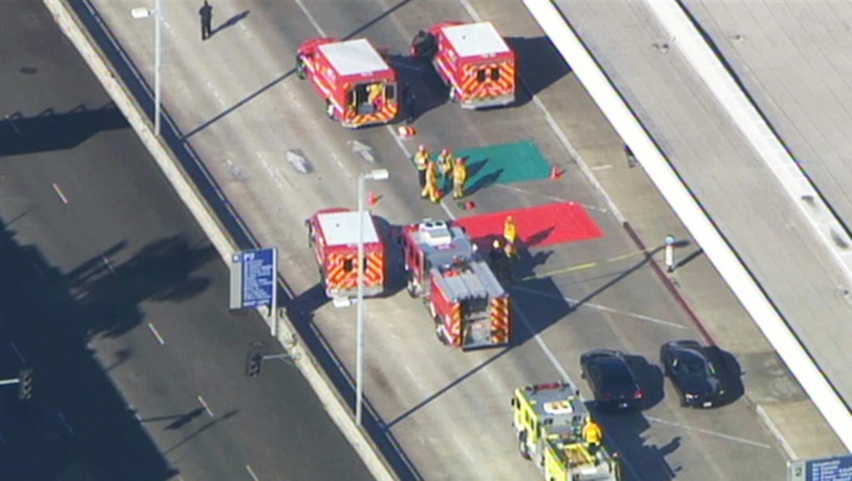 Shooting at LAX Photo 1 Pictures CBS News