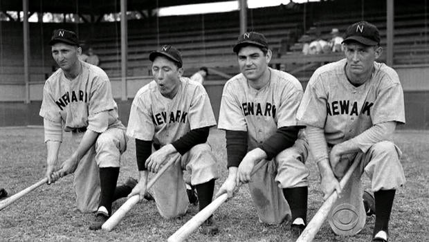 newark-bears-team.jpg