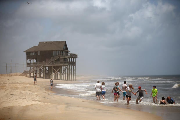 North Carolina - Hurricane Arthur - Pictures - CBS News North Carolina - Hurricane Arthur - Pictures - CBS News