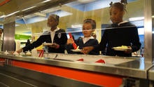 kids-at-salad-bar.jpg