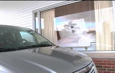 Michigan funeral home offers drive-thru viewing 