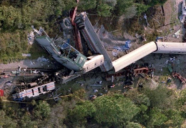Worst Us Train Crashes Deadliest Train Crashes In Recent History Pictures Cbs News