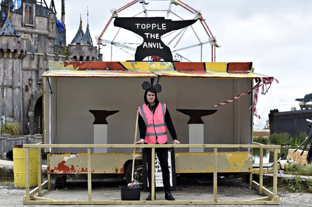 Banksy's "Dismaland" 