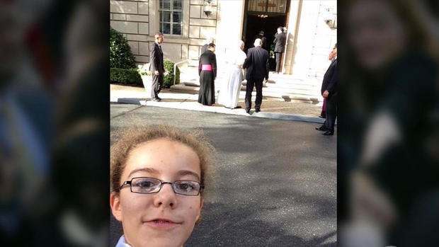 en0923popesocialmedia2.jpg