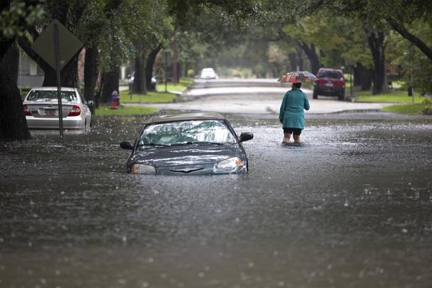 2015-10-04t150903z930694141gf10000232005rtrmadp3storm-joaquin.jpg