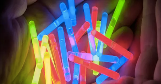 Beware of broken glow sticks on Independence Day CBS News