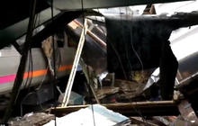 Hoboken, New Jersey, train crashes into station