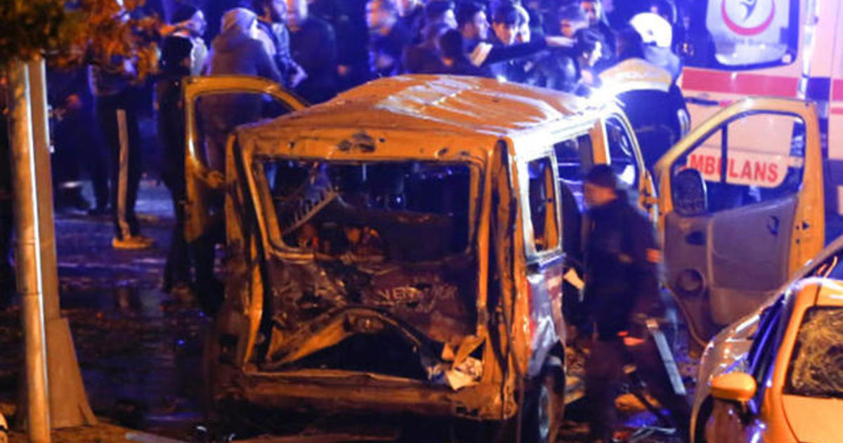 Twin blasts kill at least 38 in Istanbul