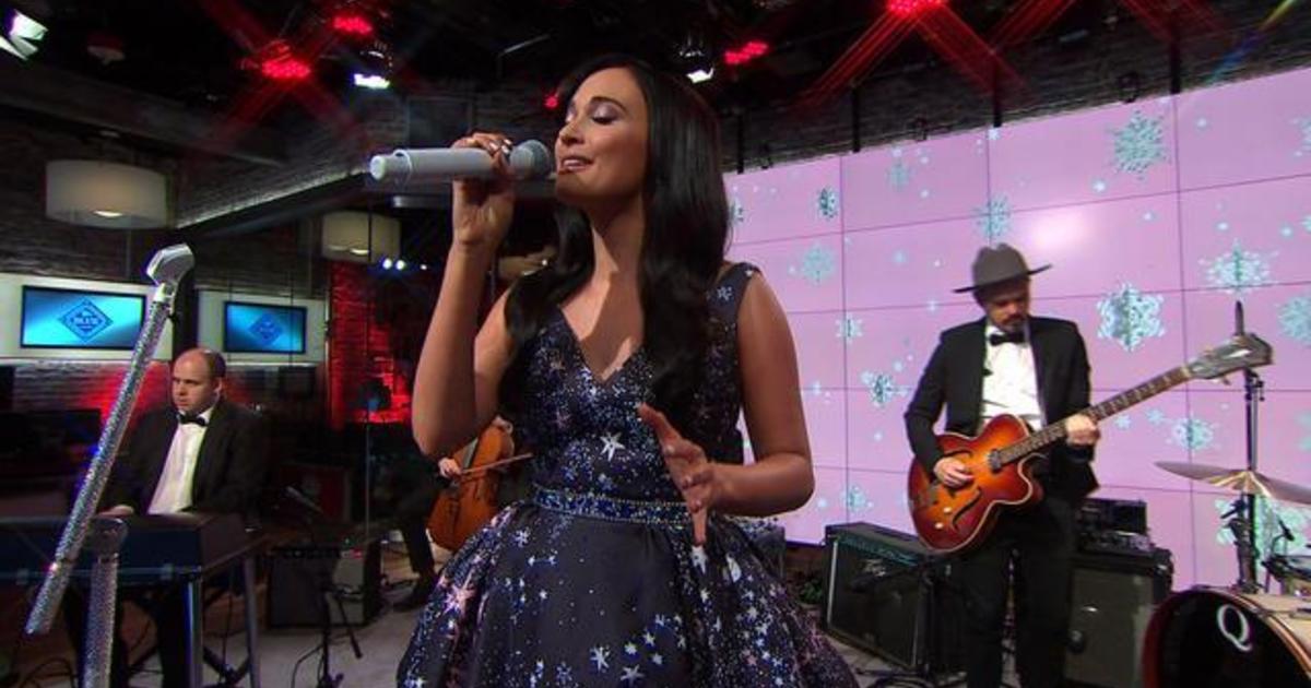 Saturday Sessions: Kacey Musgraves performs "A Present Without A Bow"