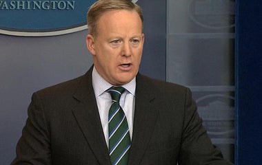 Sean Spicer details Trump border wall executive order