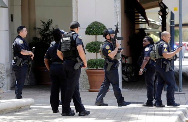 police-south-florida-mall.jpg