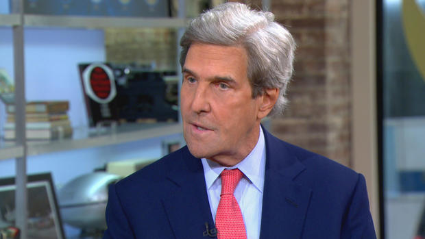 John Kerry: Trump 'clearly doesn't know what he's talking about'