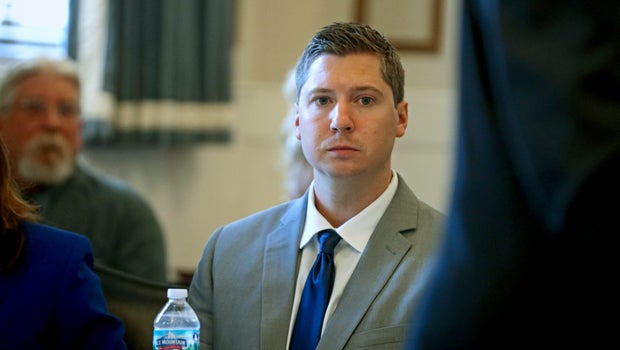 A 2nd mistrial: Jury deadlocks in Ohio cop's murder retrial