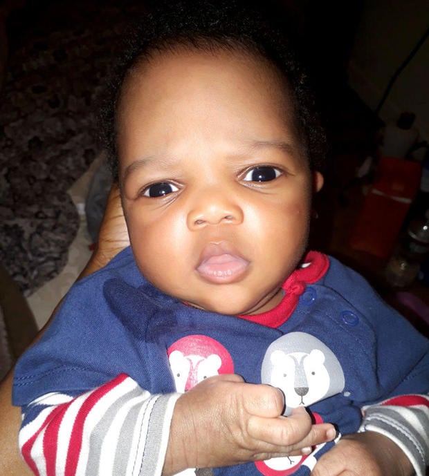 baby-jake-plane-1172018-921x1024.jpg