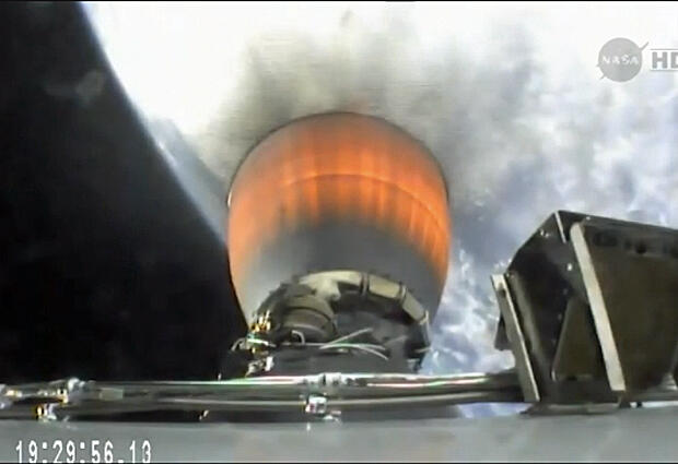 041814-launch2.jpg