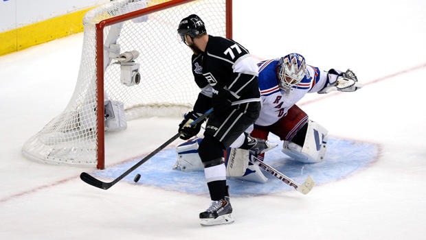 la kings veterans day jersey