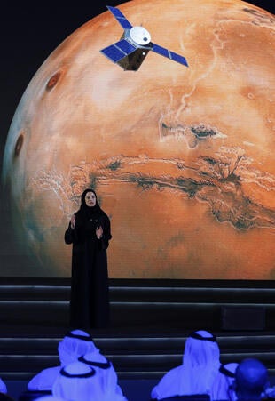 uae-space-agency-presentation-310w.jpg