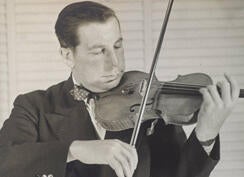 roman-totenberg-performs-stradivarius-1950s-244.jpg