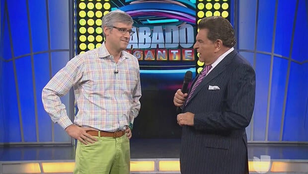 mo-rocca-on-sabado-gigante-with-don-francisco-620.jpg