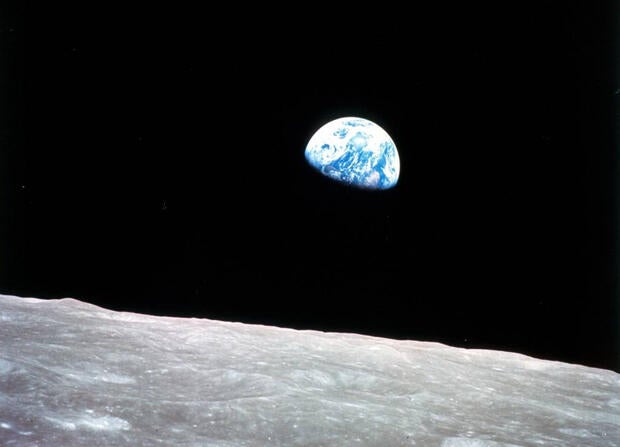 original-earthrise.jpg