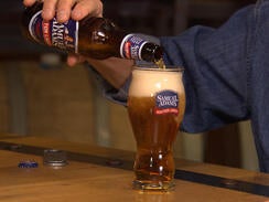 samuel-adams-pouring-a-glass-244.jpg