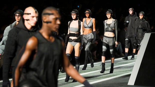alexander-wang-h-and-m-2014-620-ap625163029942.jpg