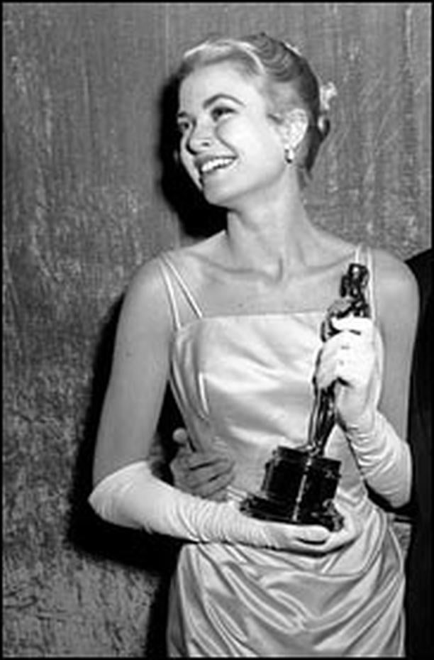 1970s Seven decades of Oscar fashion Pictures CBS News