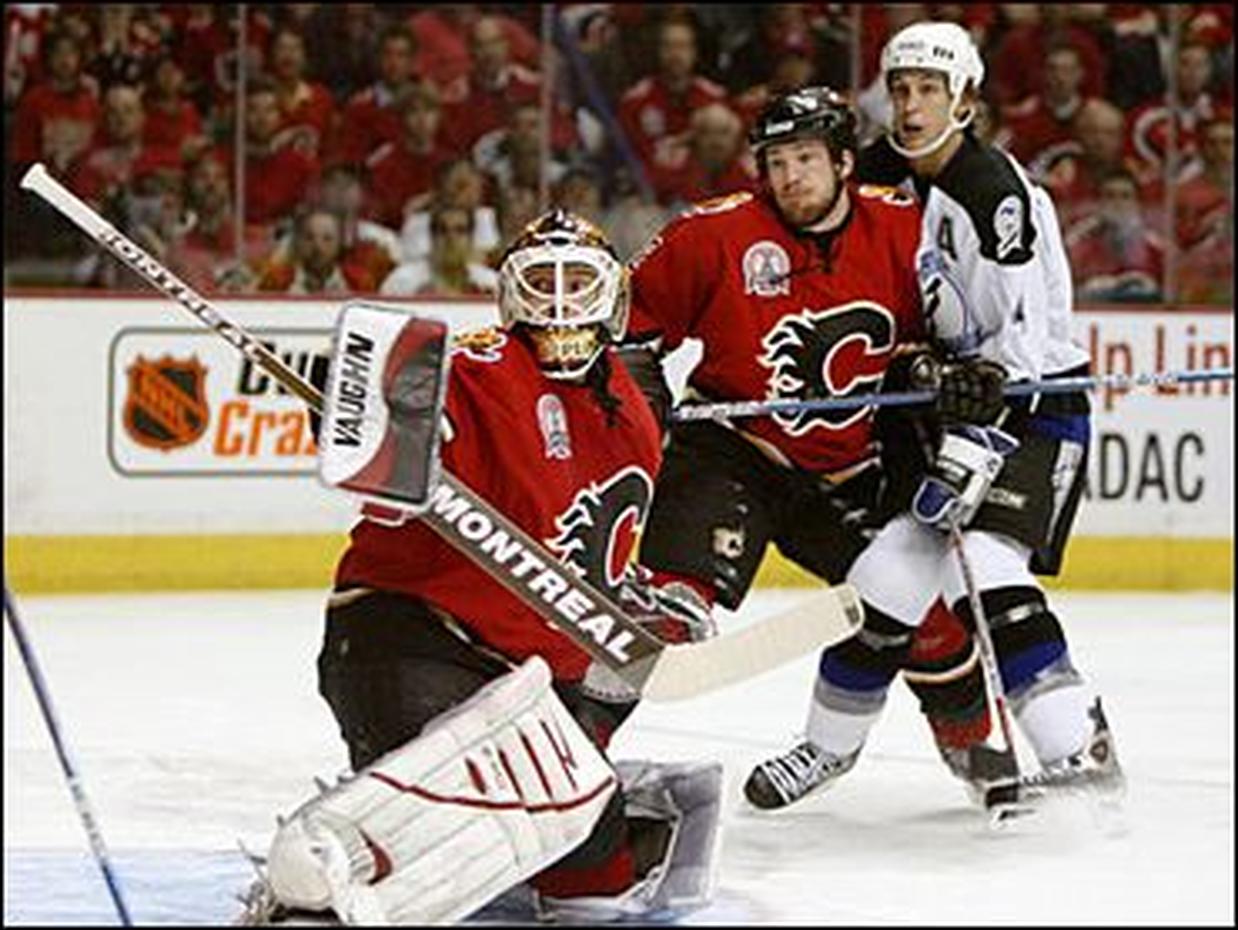 2004 Stanley Cup Game 4 Photo 1 CBS News