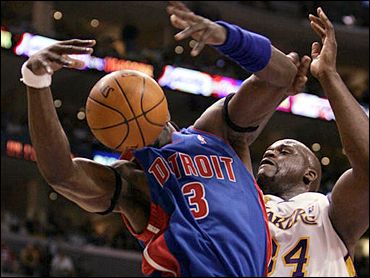 2004 NBA Finals Game 1 CBS News