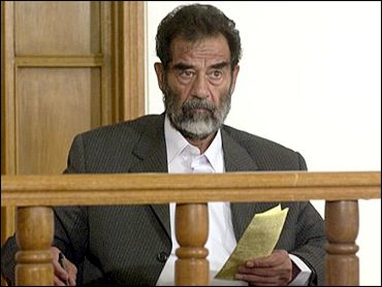 Saddam In Court Photo 16 Pictures Cbs News