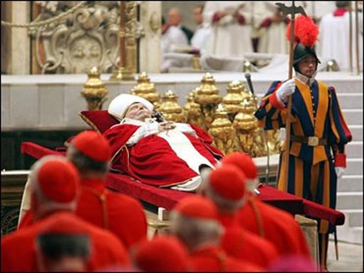 Lying In State - Photo 1 - CBS News