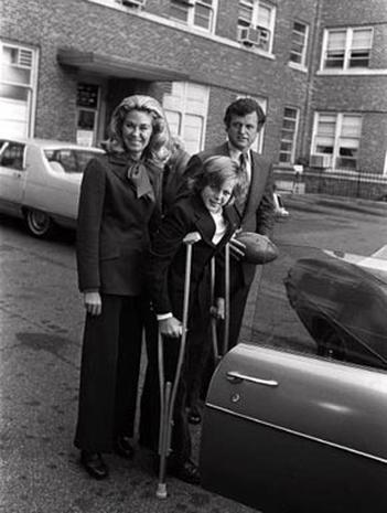 ted kennedy jr leg amputation