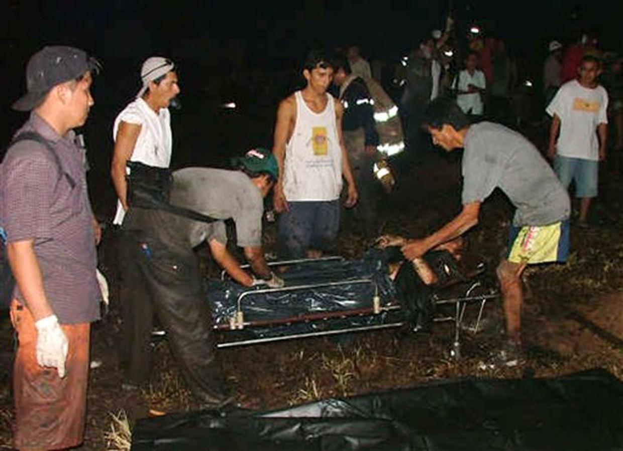 Peru Plane Crash Photo 14 Pictures CBS News