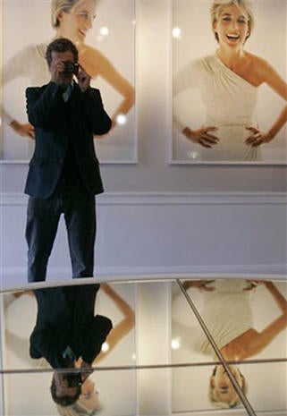 Diana's Last Photos - Photo 1 - CBS News