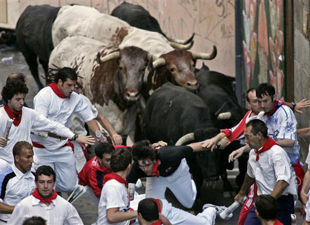 Bull Running - Photo 9 - Pictures - CBS News