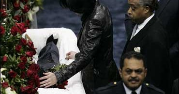 James Brown's Final Show Ends In Augusta CBS News