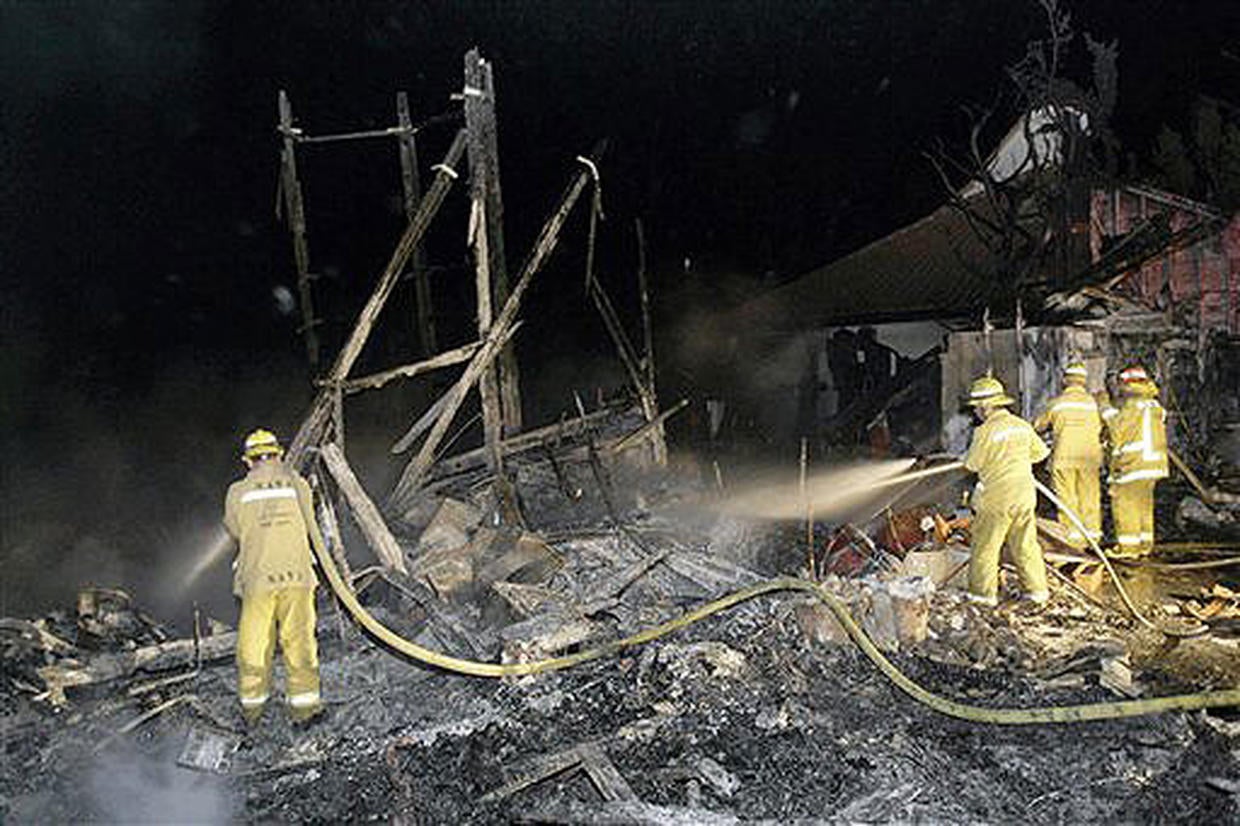 Malibu Mansions Burn Photo 17 CBS News