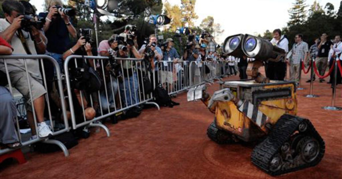 Wall E Gets Animated Premiere Cbs News