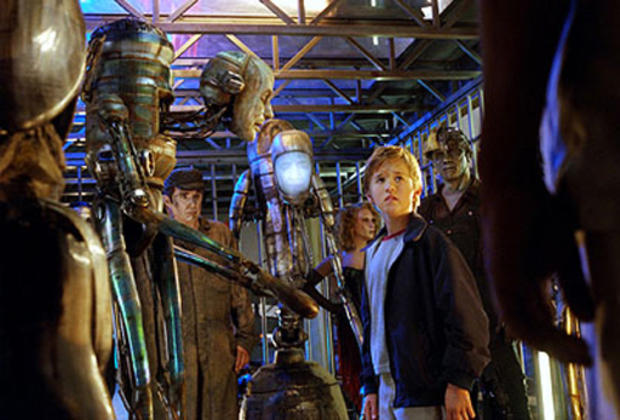 Memorable movie robots - CBS News